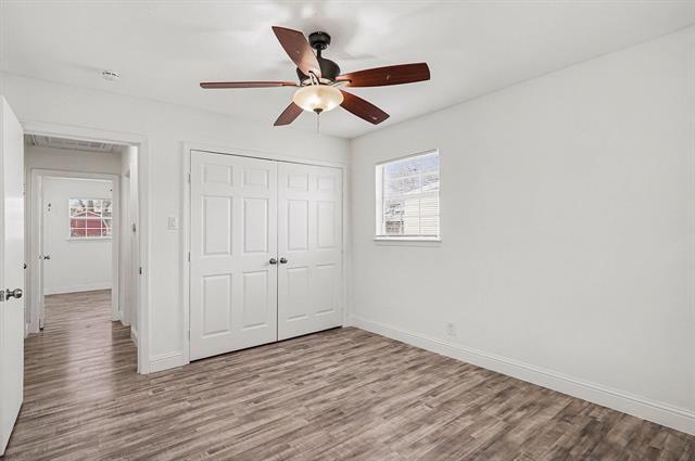 Building Photo - 2211 Barbell Ln