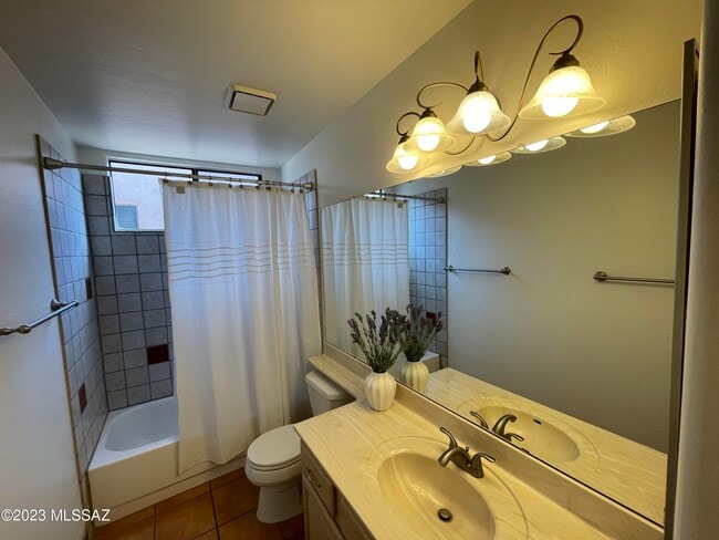 Building Photo - 11865 N Copper Butte Dr