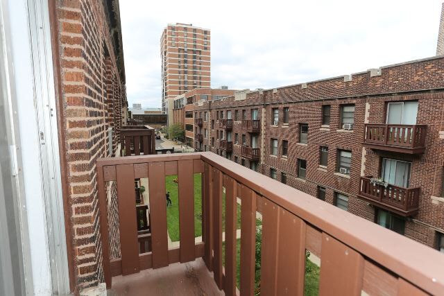 Building Photo - 3026 N Halsted St