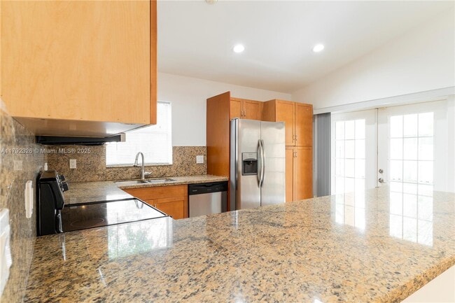 Building Photo - 719 Stanton Dr