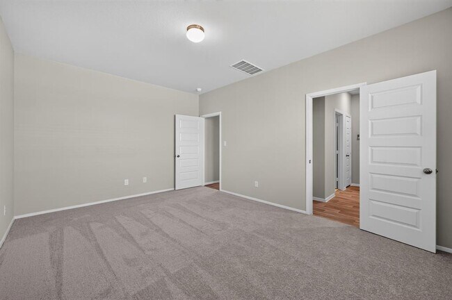 Building Photo - 2704 Towy Rd