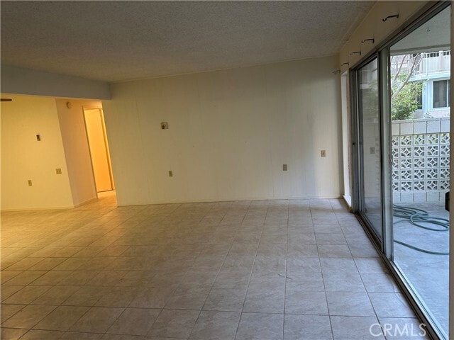 Building Photo - 163 Avenida Majorca