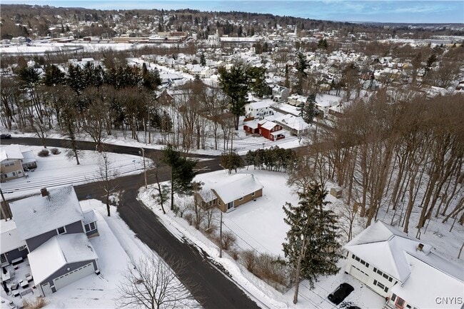 Building Photo - 63 Higby Rd