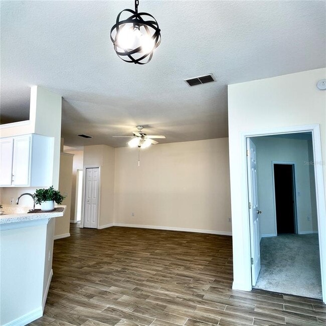 Building Photo - 946 Berwick Dr