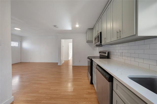 Building Photo - 3214 King St