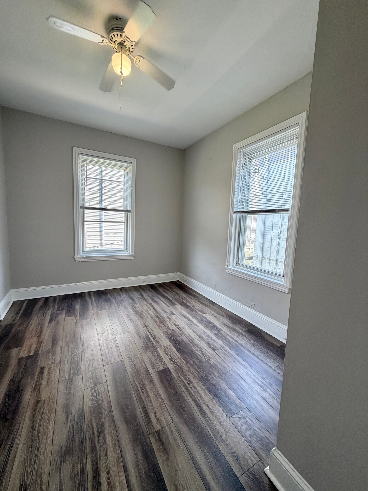 Building Photo - 4047 Sansom St