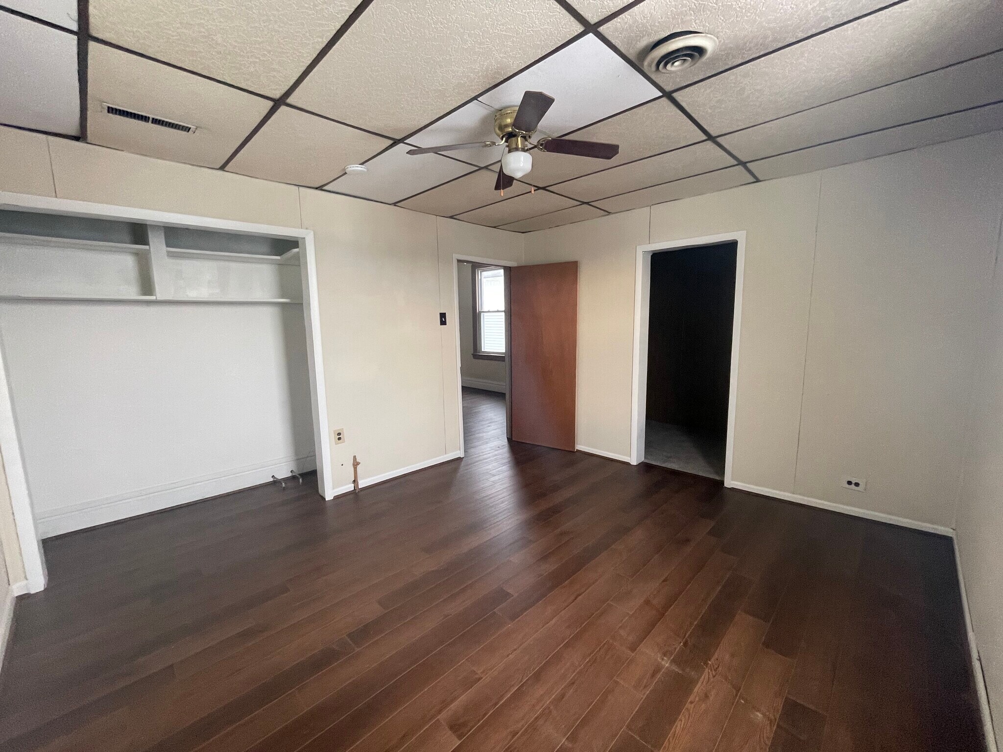 Building Photo - 434 N Erie St