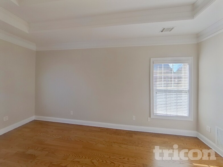 Building Photo - 1024 Eagles Brooke Dr