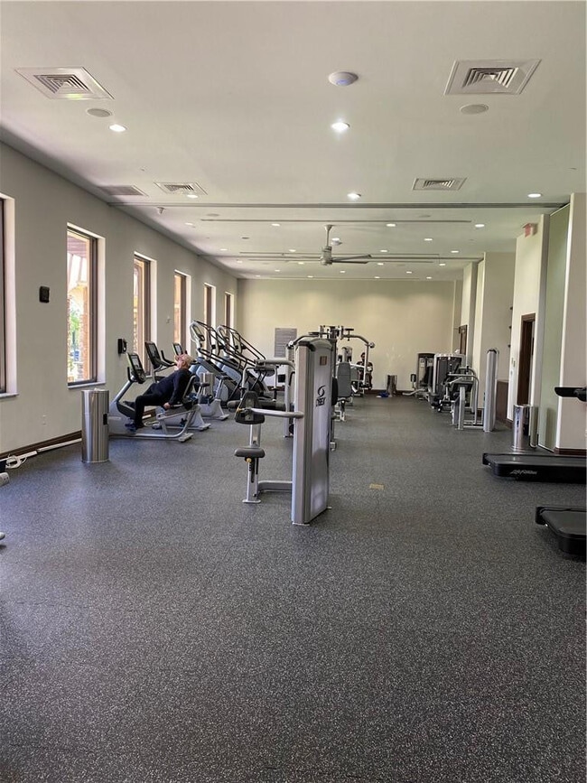 Building Photo - 8203 NW 128th Ln