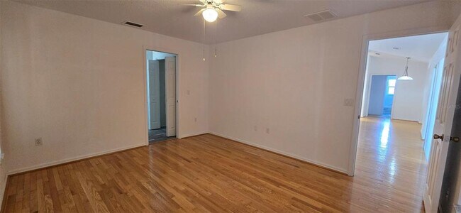 Building Photo - 4322 Dewberry St