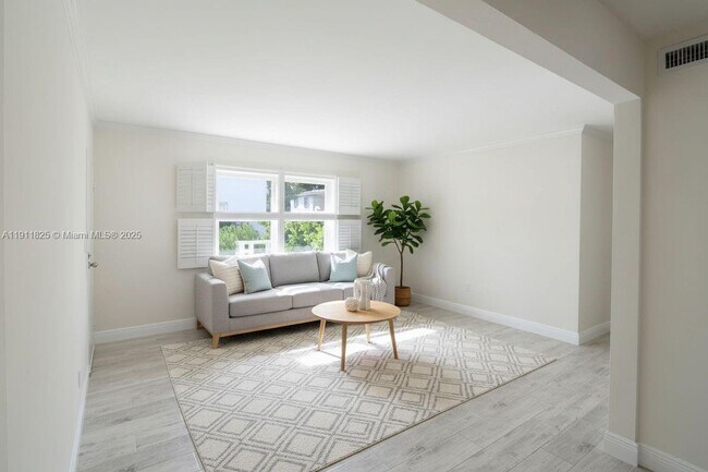 Primary Photo - 7640 SW 54th Ct