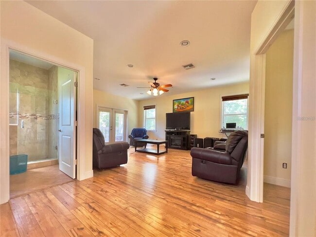 Building Photo - 3900 Reaves Rd