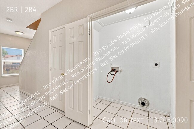 Building Photo - 4614 Swann Ln