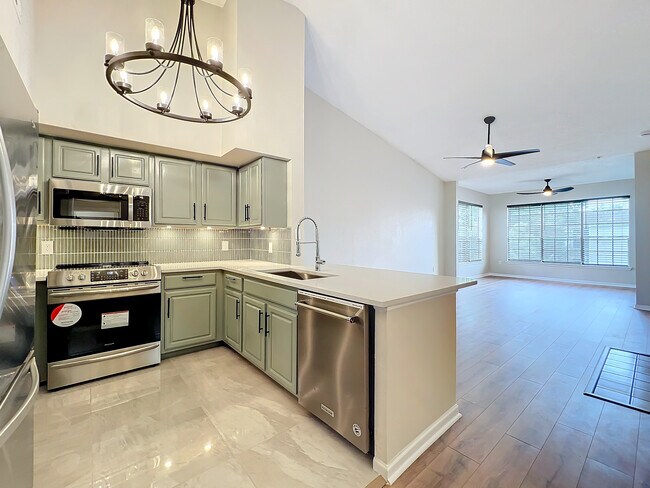 Building Photo - 13103 Mulberry Park Dr