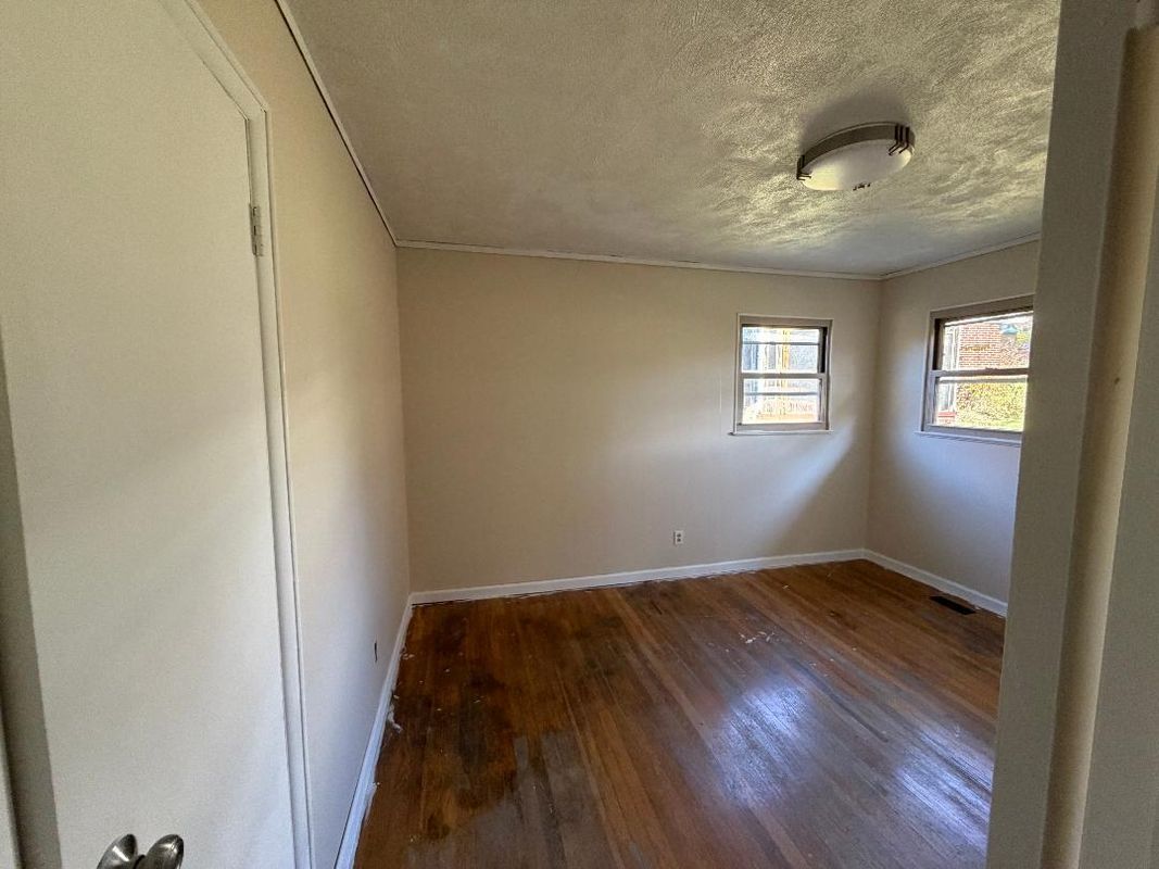 Building Photo - 155 Flannagan Dr