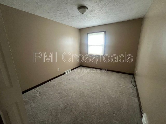 Building Photo - 6752 Bristlewood Dr