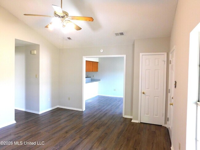 Building Photo - 5840 Waverly Dr