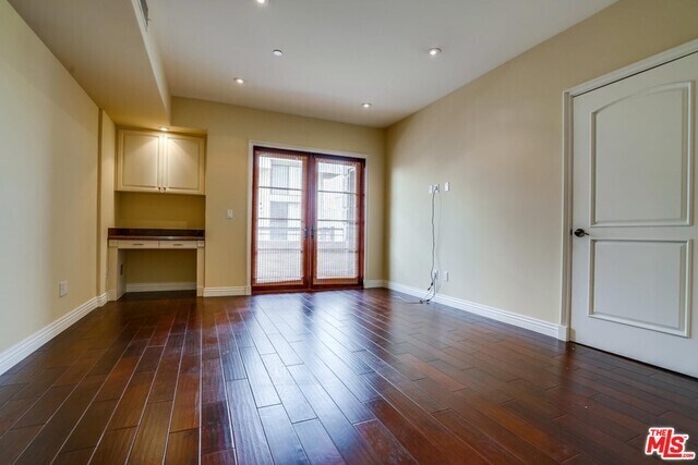 Building Photo - 10707 Missouri Ave