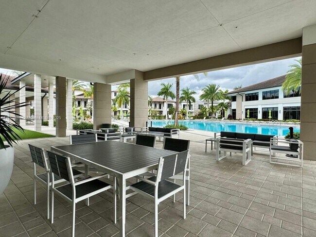 Building Photo - 8364 NW 43rd St