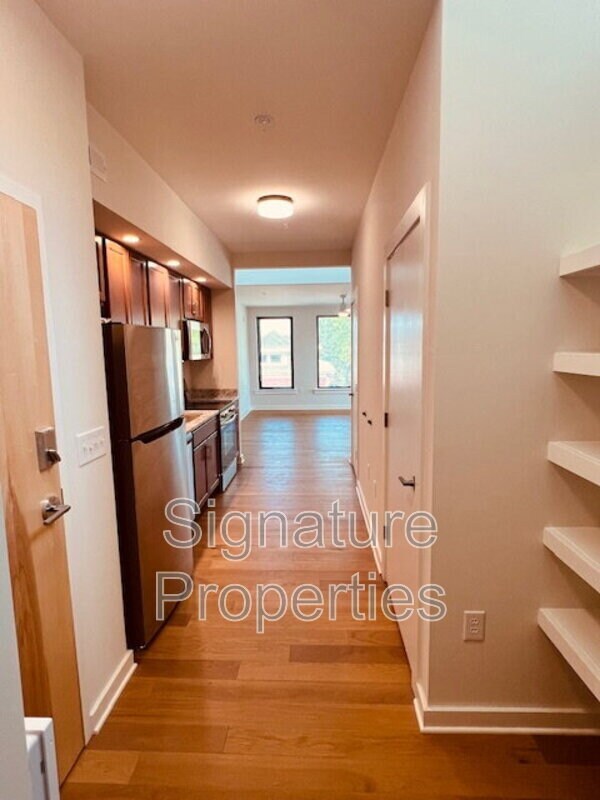 Building Photo - 712 High St