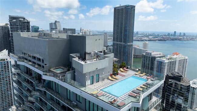 Building Photo - 1300 S Miami Ave