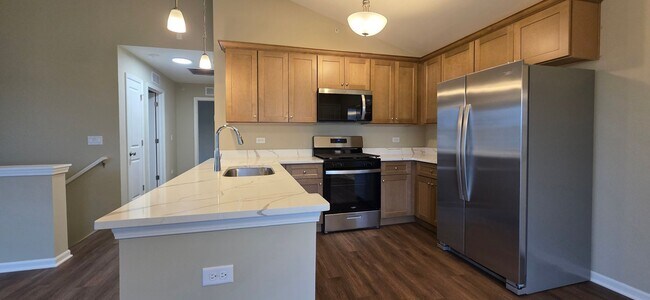 Building Photo - 394 Timber Pointe Dr