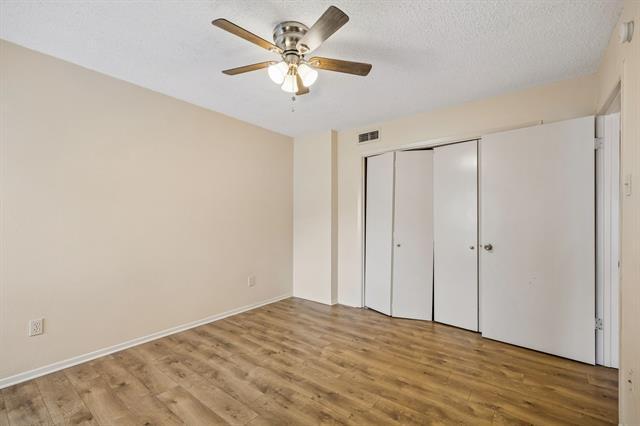 Building Photo - 5138 Amesbury Dr