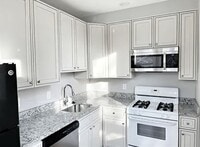 Building Photo - 301 E 33rd St