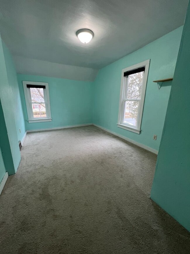 Building Photo - 1326 Mississippi St