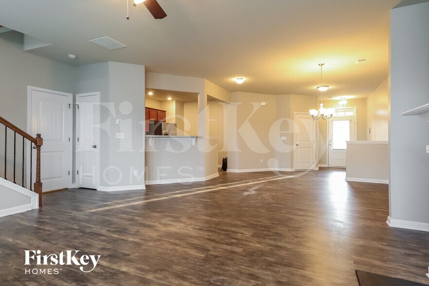 Building Photo - 3404 Baylor Cir