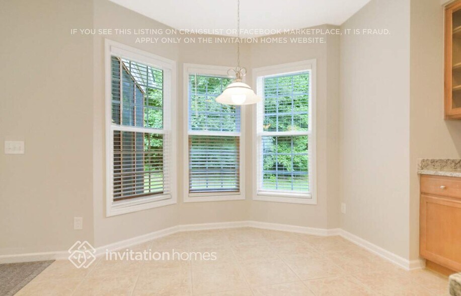 Building Photo - 2349 Lazy River Dr