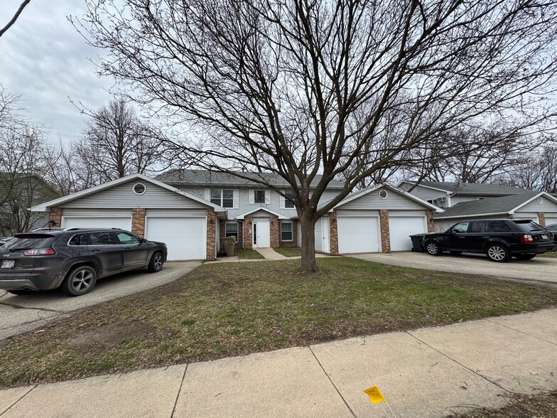 Building Photo - 4650 Hayes Rd