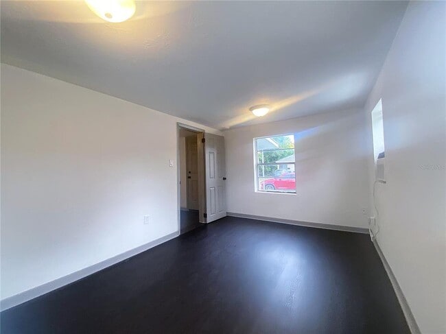 Building Photo - 622 Booker Ave