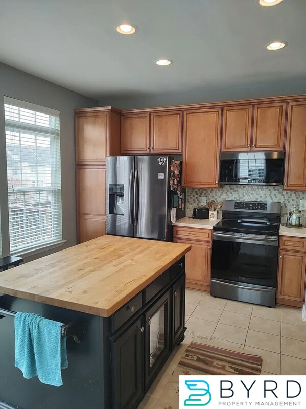 Building Photo - 8171 Belton Cir