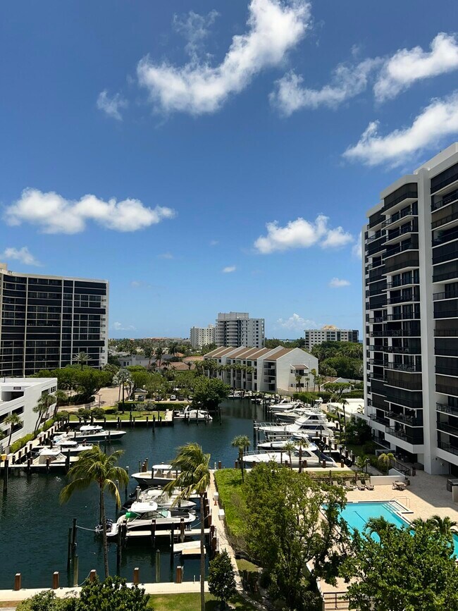 Building Photo - 4750 S Ocean Blvd