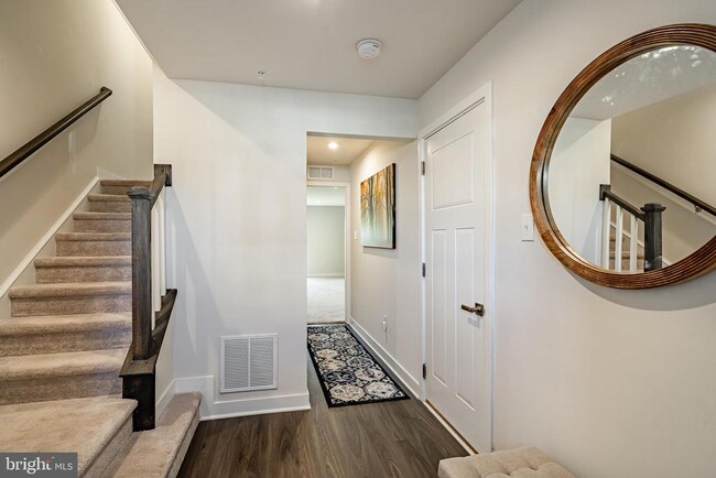 Building Photo - 74 Glory Maple Ln