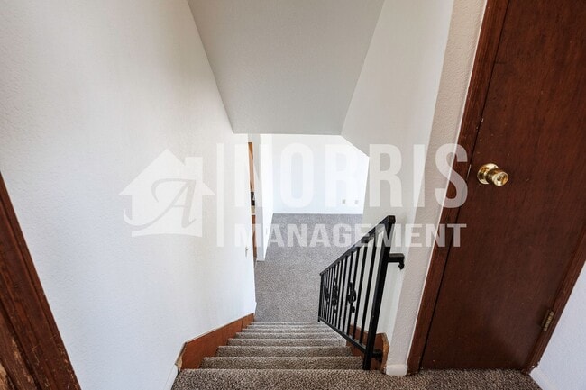 Building Photo - 15054 S Yava Rd
