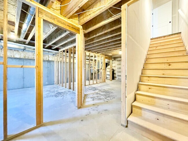 Building Photo - 4411 W Monument Peak Dr