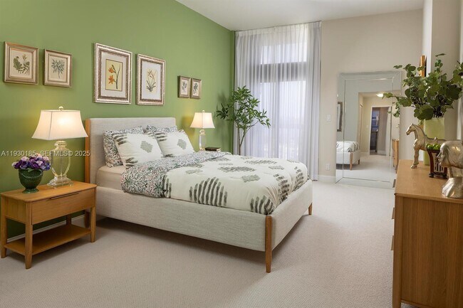 Building Photo - 2450 Presidential Way