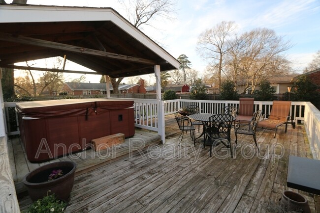 Building Photo - 1457 Garwood Ave