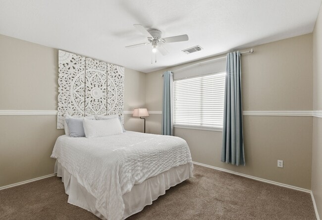 Building Photo - 9519 Maple Green Ln