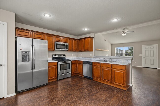 Building Photo - 1321 Apollo Dr