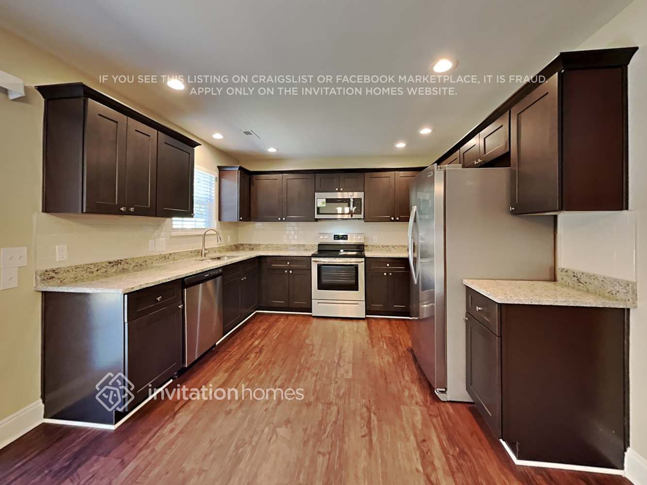 Building Photo - 204 Tarrington Dr