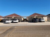 Building Photo - 1217 W Garfield Ave