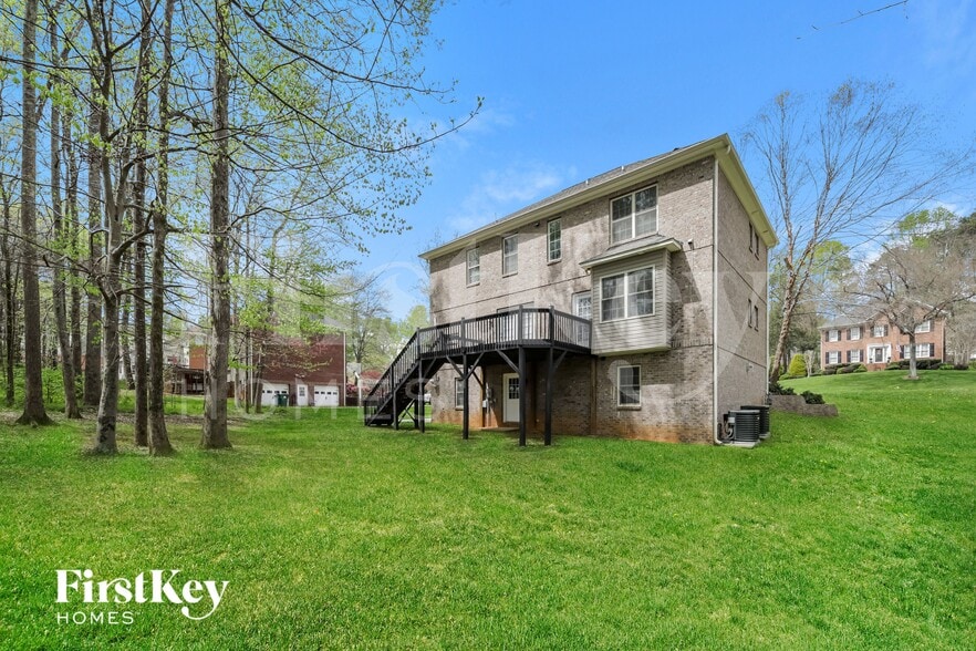 Building Photo - 7092 Orchard Path Dr