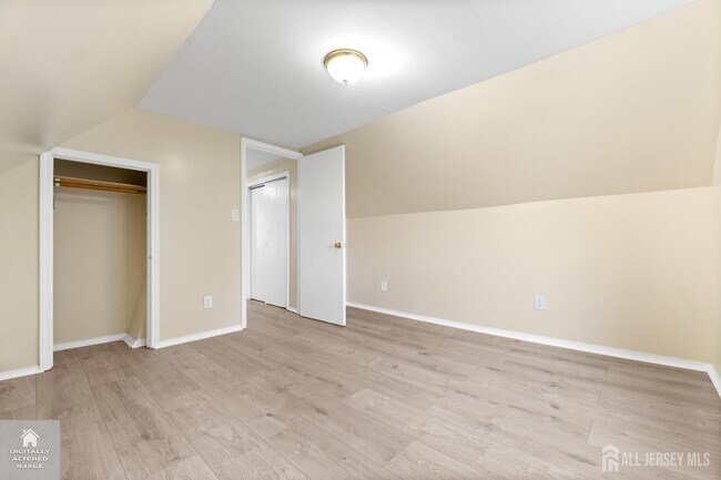 Building Photo - 446 Baker Pl