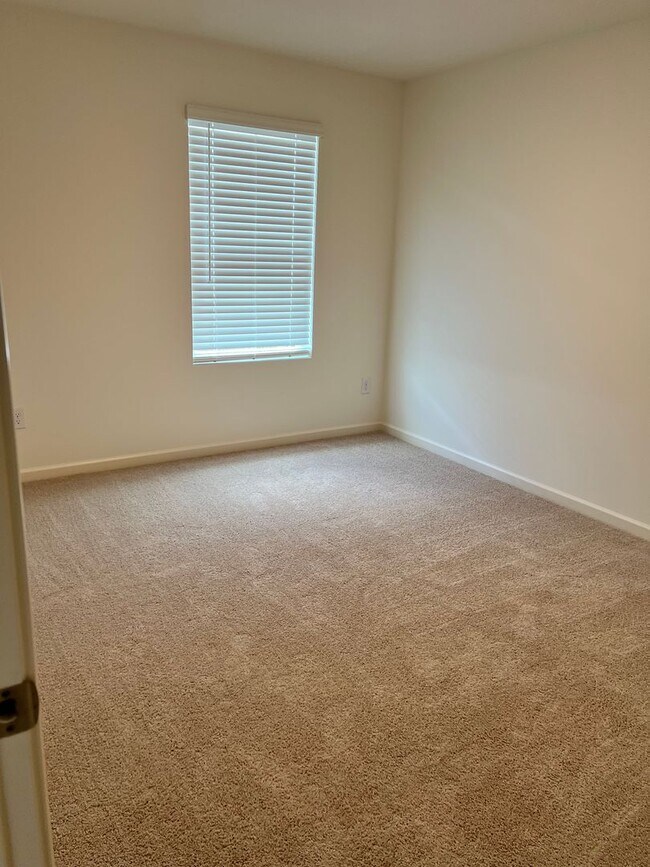 Building Photo - New Construction available!