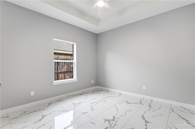 Building Photo - 22 South Dr