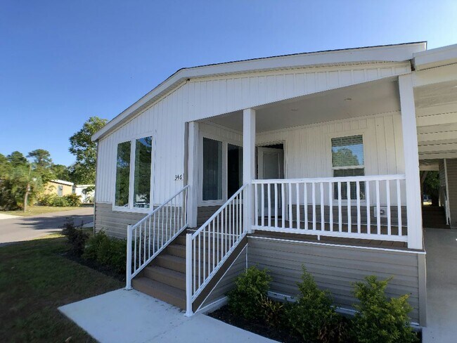 Building Photo - 346 Eland Dr