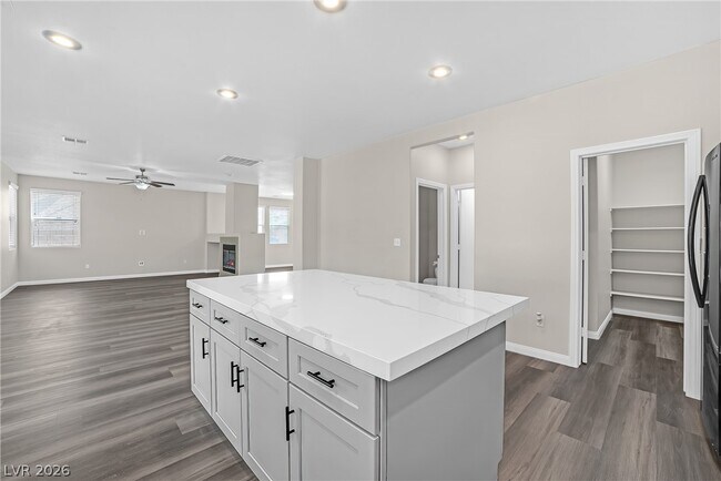 Building Photo - 11273 Accademia Ct